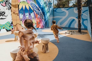Children’s play area – outdoor