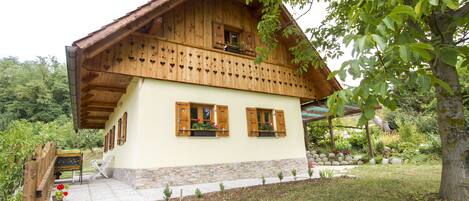 Cottage (Country House Srček with Vineyard V) | Exterior