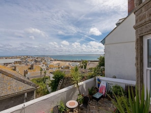 Cottage | Balcony - Hepworth Apartment (St Ives)