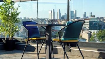 Teras rooftop
