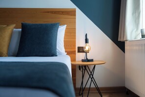 Chambre avec lits jumeaux | Couette en duvet, minibar, coffre-fort, bureau