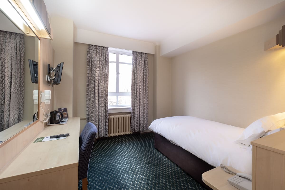 Single Room | In-room safe, free WiFi