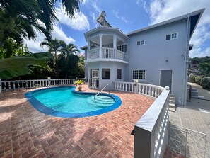 Vila | Piscina | Piscina externa