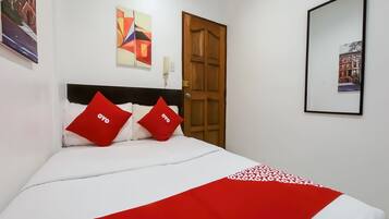 Standard Double Room | Bed sheets
