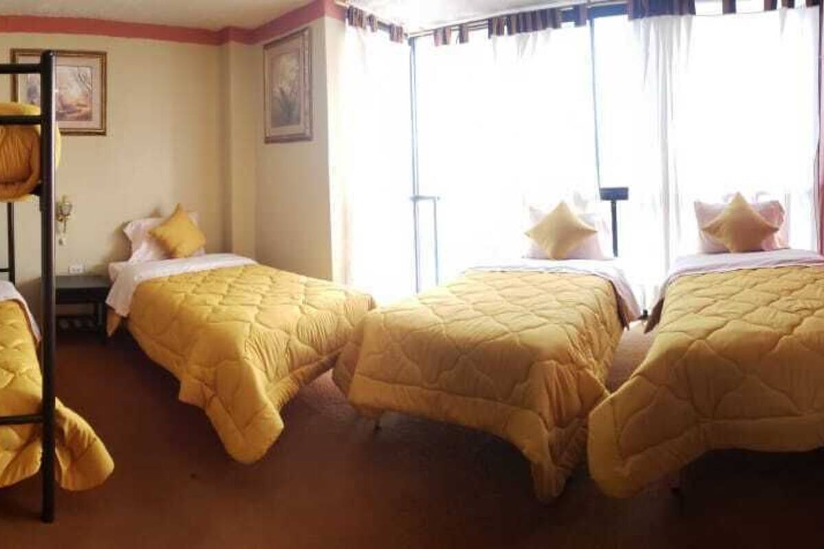 Family Room | Free WiFi