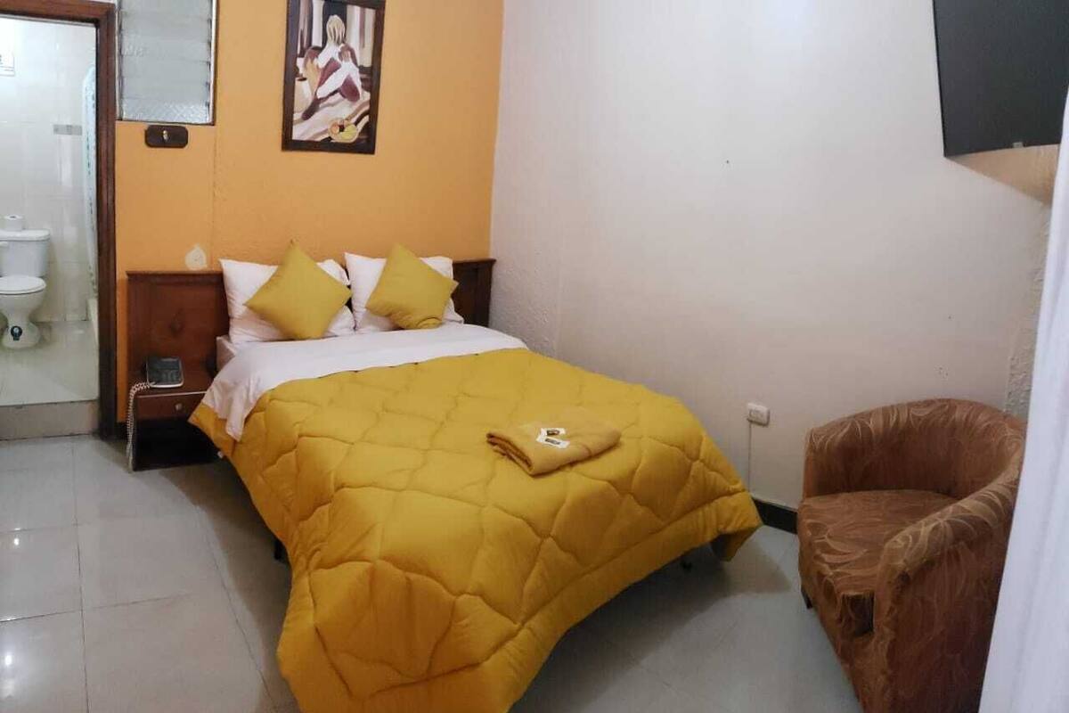 Basic Single Room | WiFi (free)