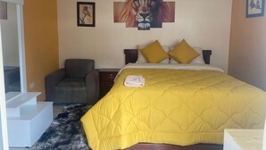 Standard Double Room | WiFi (free) - Hotel Las Americas (Cuenca)