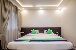 Desk, iron/ironing board - Treebo Sans Sarav Kushalnagar (Somvarpet)