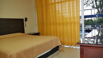 Standard Room | Premium bedding, down comforters, free WiFi, bed sheets