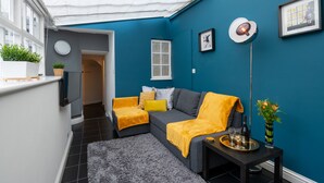 Unclassified image, 2 of 71, button - Hummingbird Maisonette by Robin Estates (Bristol)