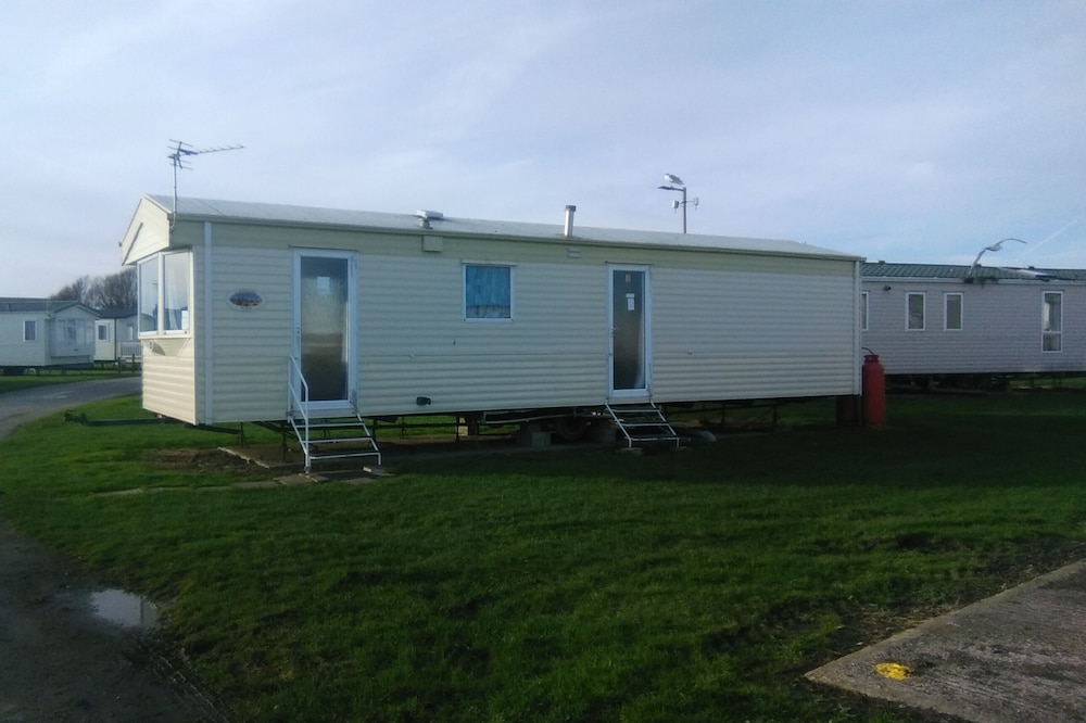 Charming 3 Bedroom Caravan on Camber Sands Holiday