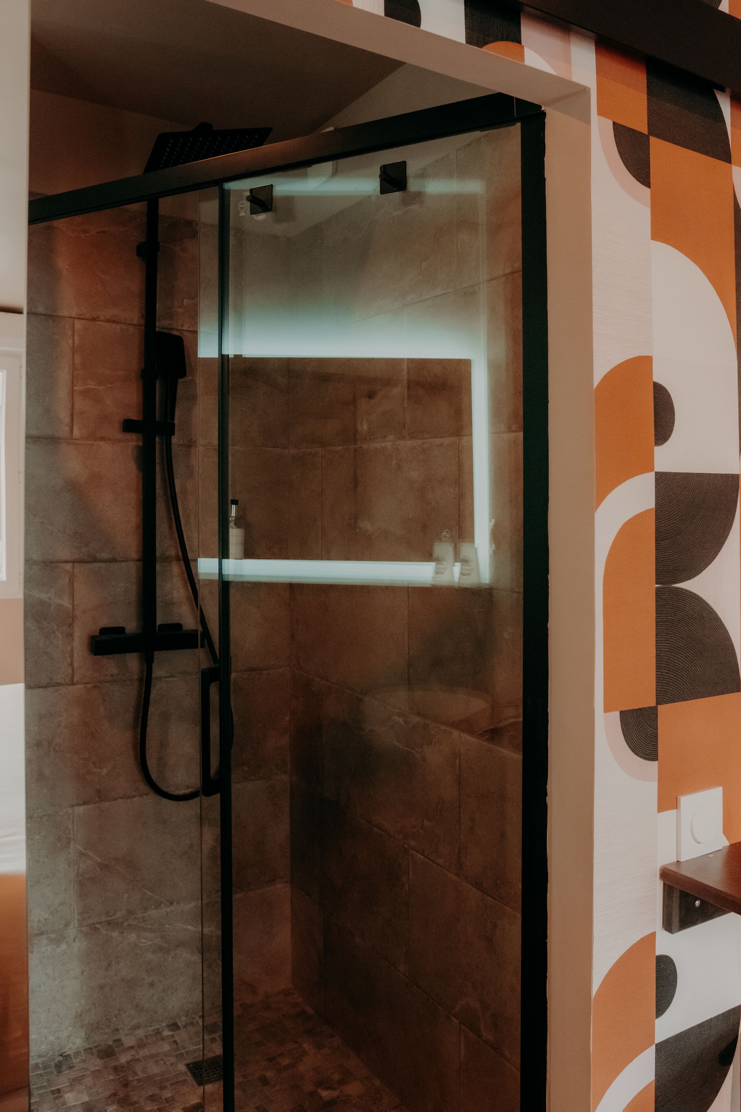 Bathroom shower