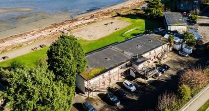 Sea Edge Motel