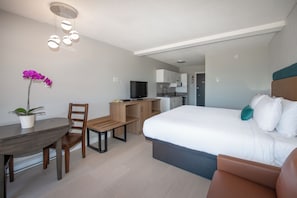 Oceanview King Room w/ Kitchenette | 1 bedroom, desk, laptop workspace, blackout drapes