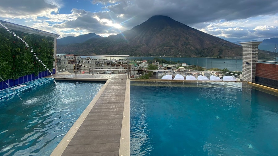 Hotel Palmera Dorada