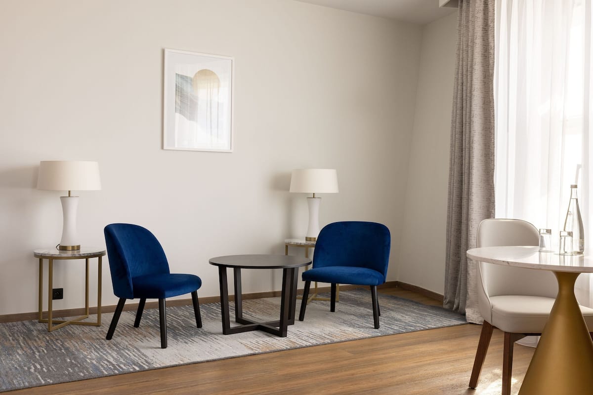 1 bedroom, in-room safe, desk, laptop workspace