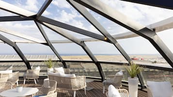 2 bares, bar en la azotea