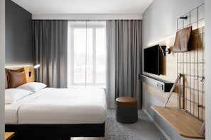 Room, 1 Queen Bed, Non Smoking | View from room