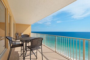 Appartamento, letti multipli, idromassaggio | Balcone