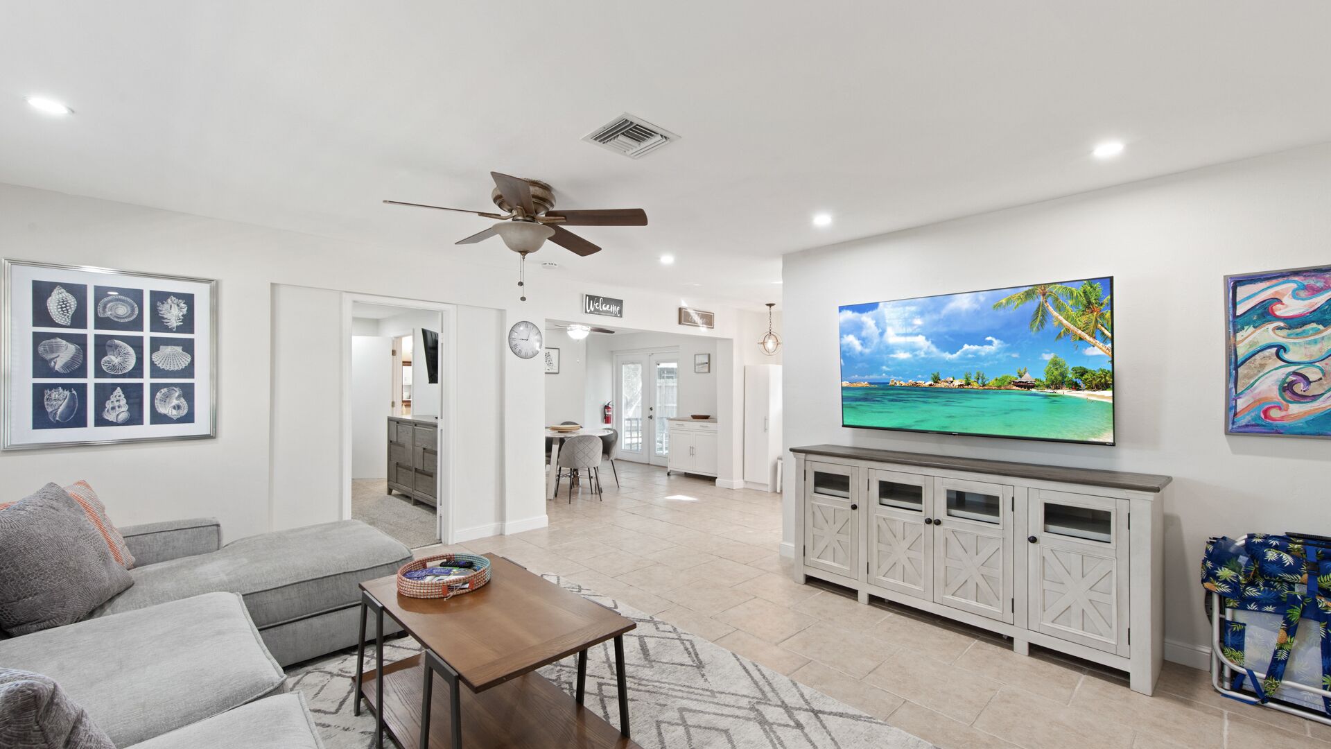 Minutes to Naples Beach and downtown