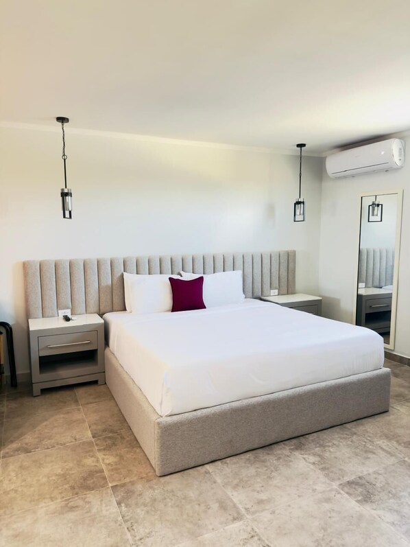 1 bedroom, in-room safe, iron/ironing board, free WiFi
