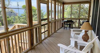 JoBell: Spacious Newly Renovated Home