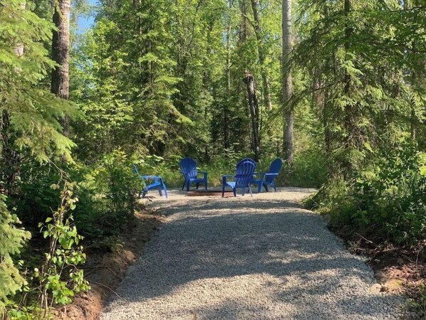 Terrace/patio - Peaceful Talkeetna Getaway #3 (Talkeetna)