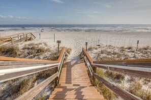 On the beach, sun loungers - Gorgeous, updated oceanfront Condo with pool - Perdido Key Beach (Pensacola)