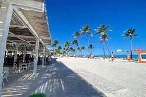 Beach nearby - Special FEE APARTMENT POOL special price (Punta Cana)