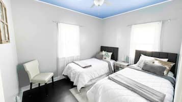 3 bedrooms, WiFi, bed sheets