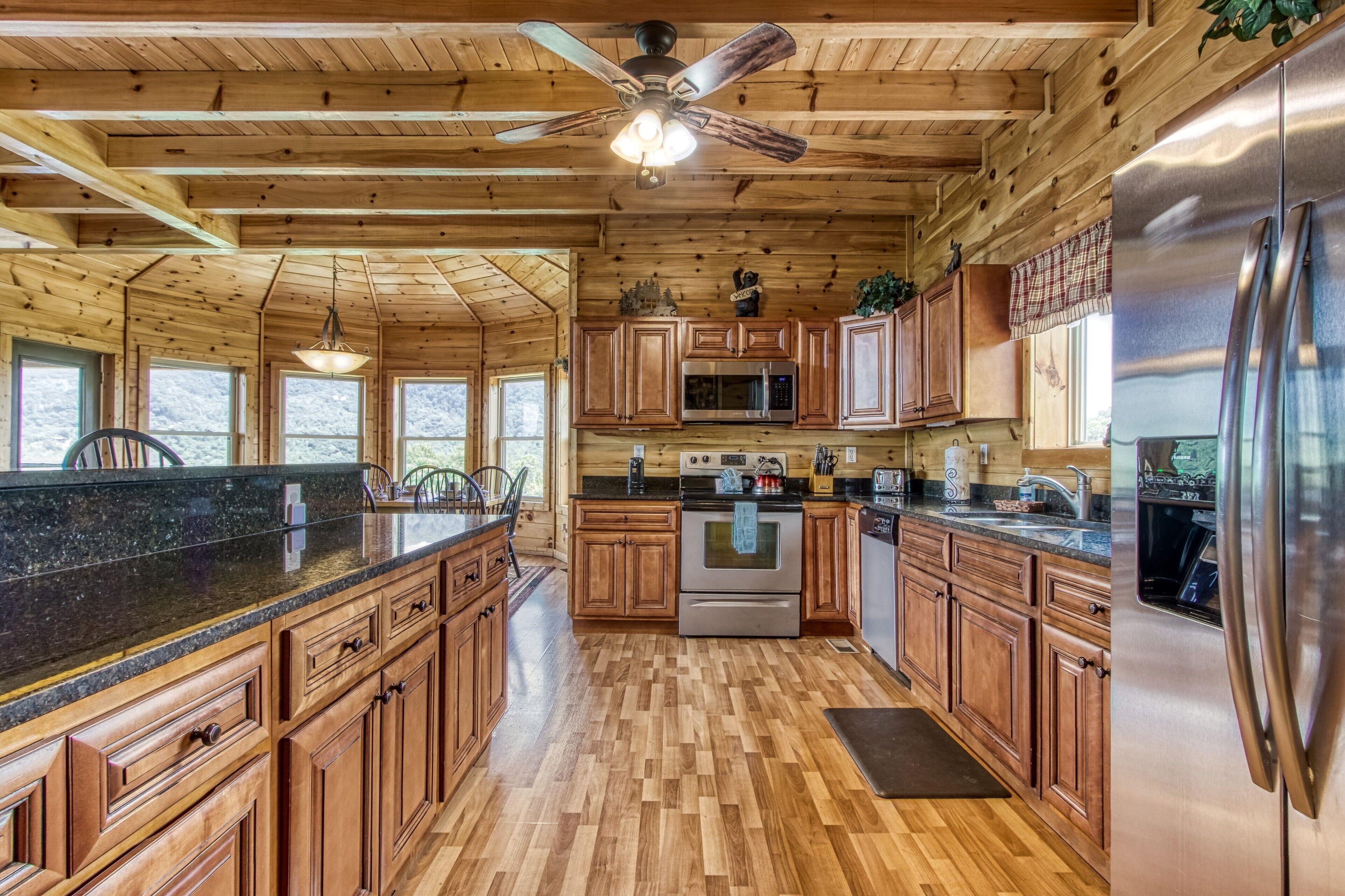 This cabin is a 6 bedroom(s), 4.5 bathrooms, located in Wears Valley, TN.