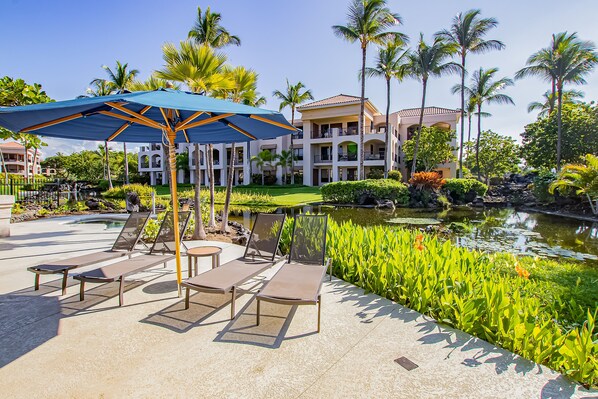 Terrace/patio - Ground floor condo with WiFi, lanai, shared pool, pool spa, hot tub, tennis (Waikoloa)