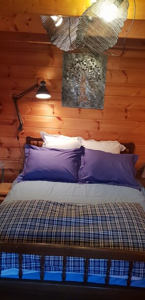3 bedrooms, desk, iron/ironing board, travel crib - Wooden chalet with magnificent view (Neuviller-la-roche)