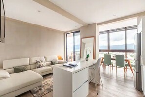 Interior - NEST suite 22nd floor (Curridabat)