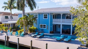 Unclassified image, 4 of 26, button - Island Oasis-on canal w/dock and heated pool/5 min walk to beach (Fort Myers Beach)