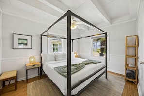 3 bedrooms, iron/ironing board, free WiFi, bed sheets - Ocean Views and Private Pool: Classic 1950’s Beach Gem (Fernandina Beach)