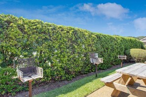 Outdoor dining - Oceanfront | Ground Floor | Updated Amelia Surf and Racquet Condo (Fernandina Beach)