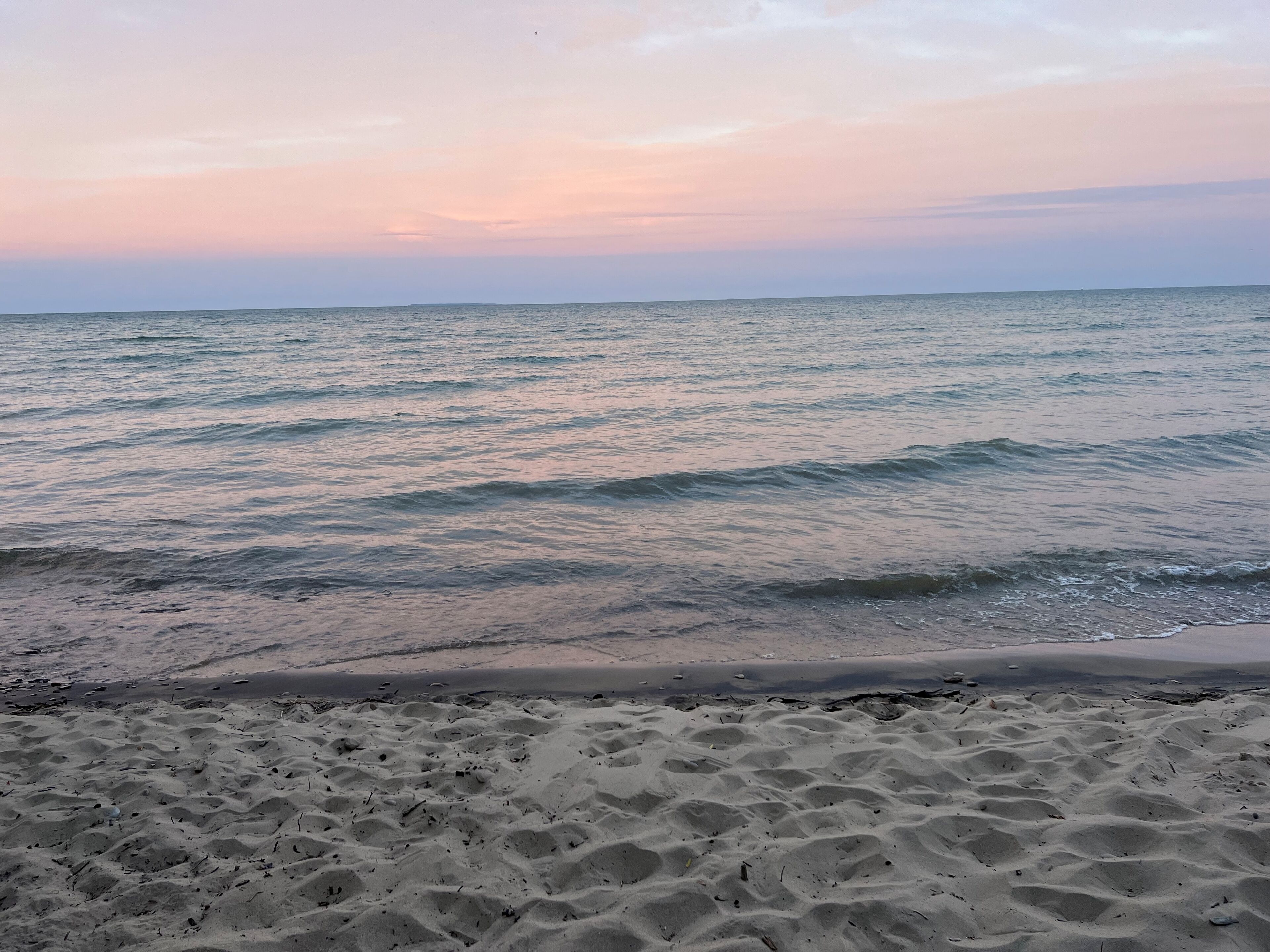 In Strandnähe, Liegestühle, Strandtücher