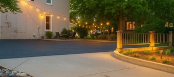 Cozy, and private apartment near Lake Shelbyville