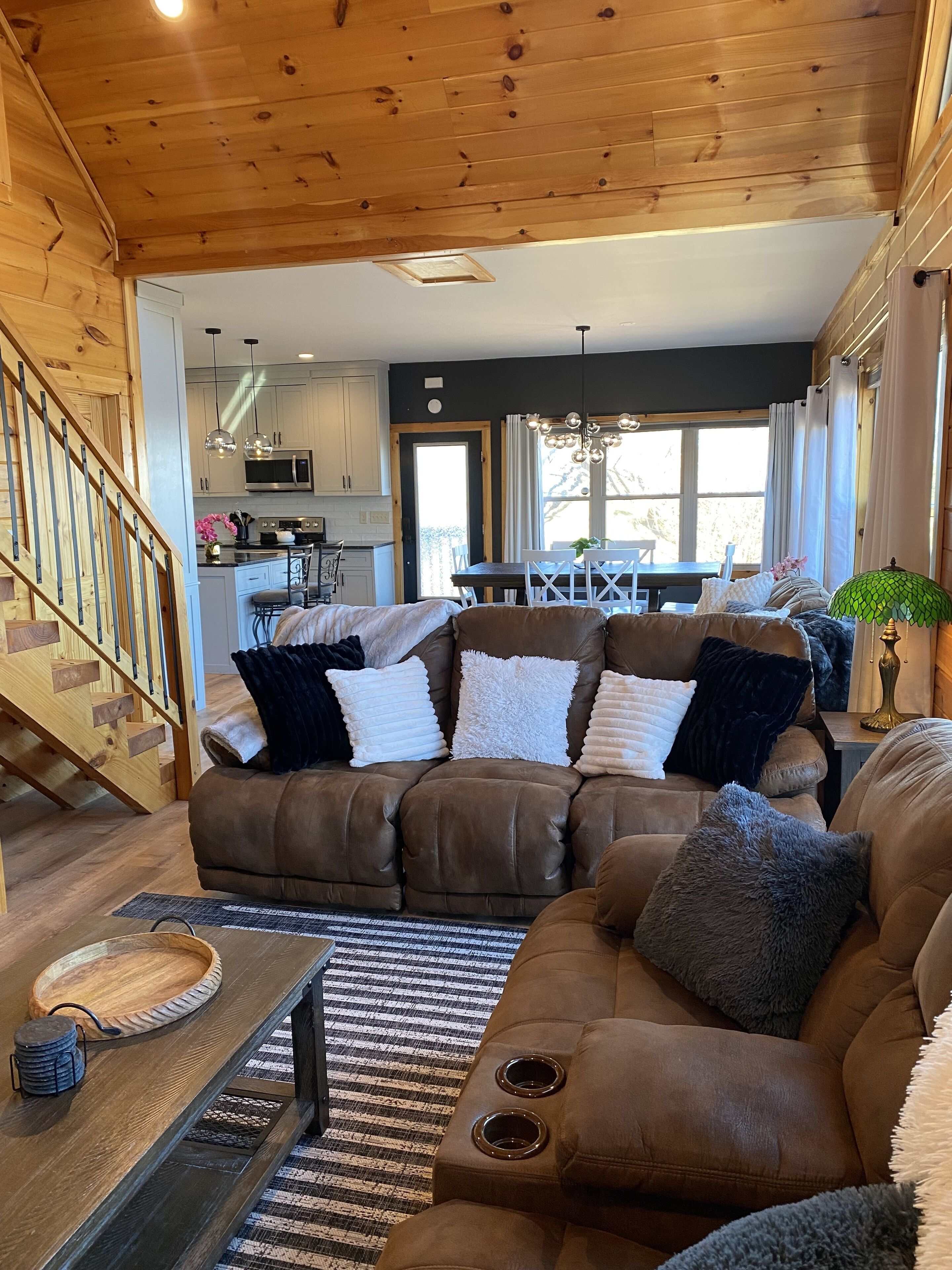 Smart TV, fireplace, video games