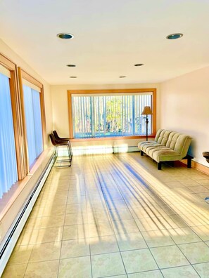 Interior - Scenic Views & River Access, Cozy River Home (Montague)