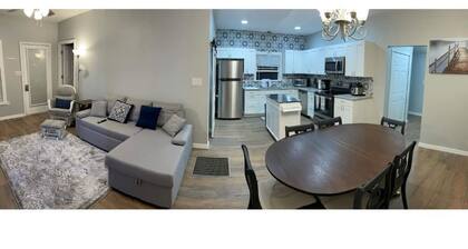 All New Deland Den 4BR, pool, blocks fr Stetson & Downtown