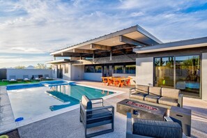 Et oppvarmet basseng