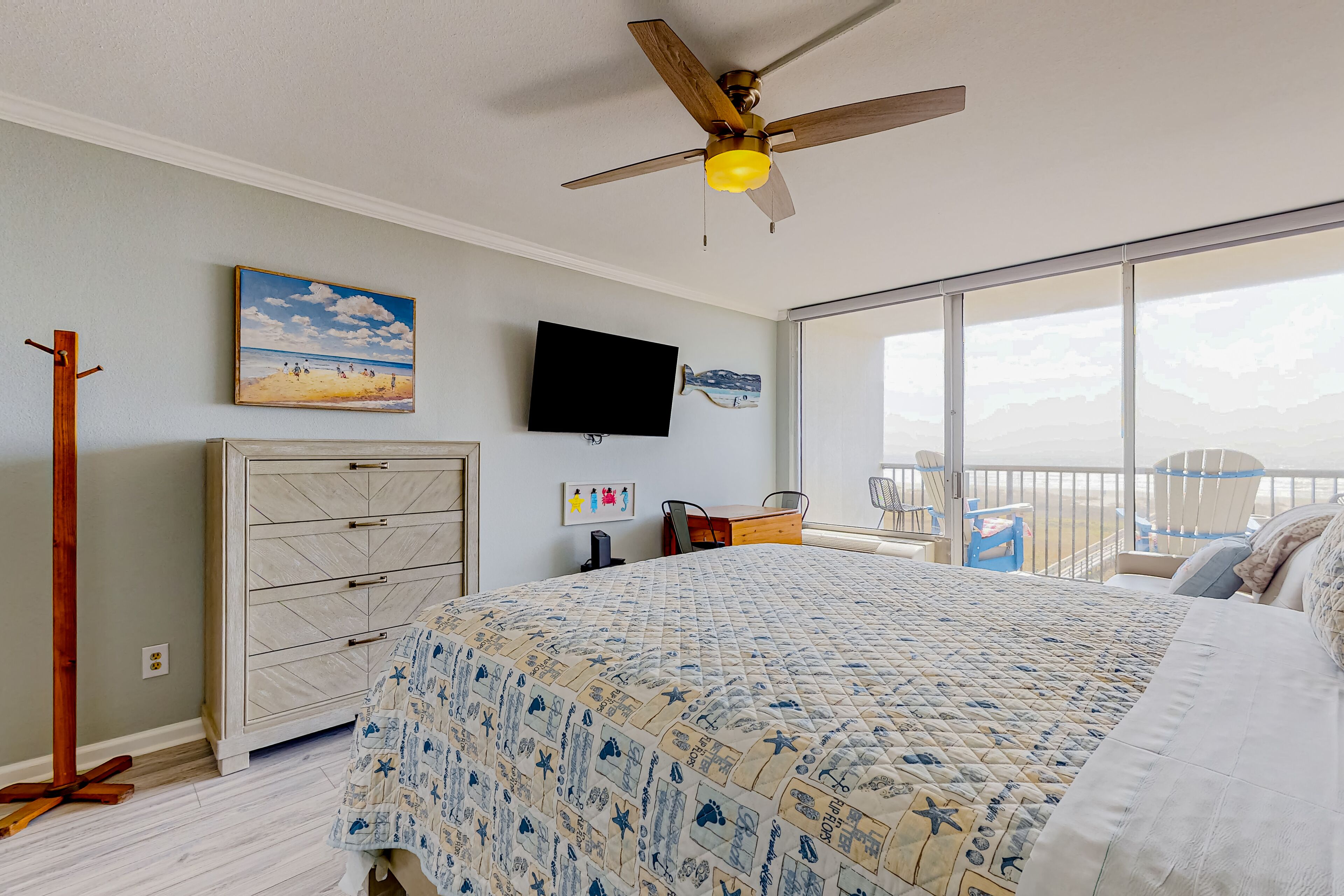 Beachfront condo with fast WiFi, balcony, onsite pool, tennis, & beach access