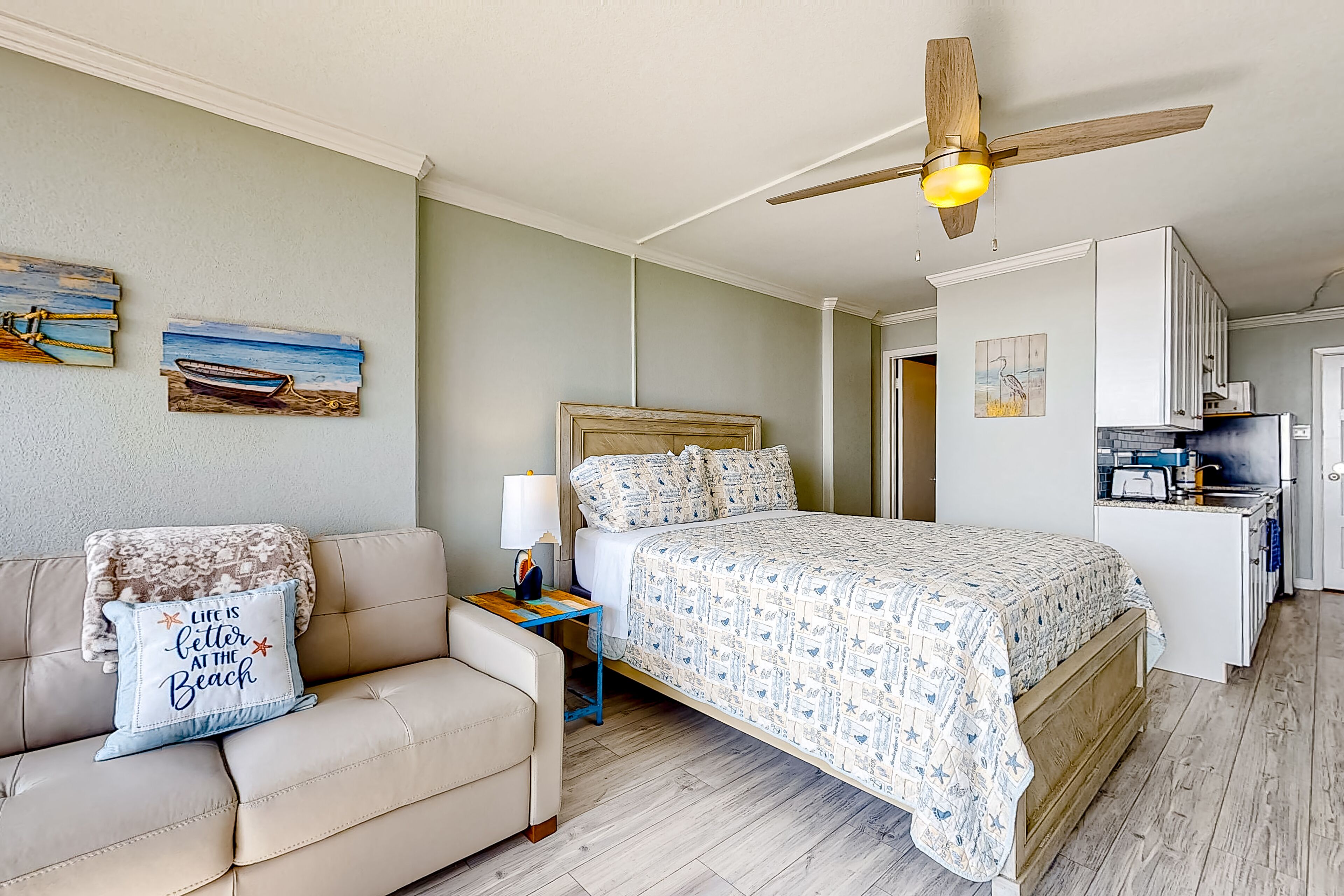 Beachfront condo with fast WiFi, balcony, onsite pool, tennis, & beach access