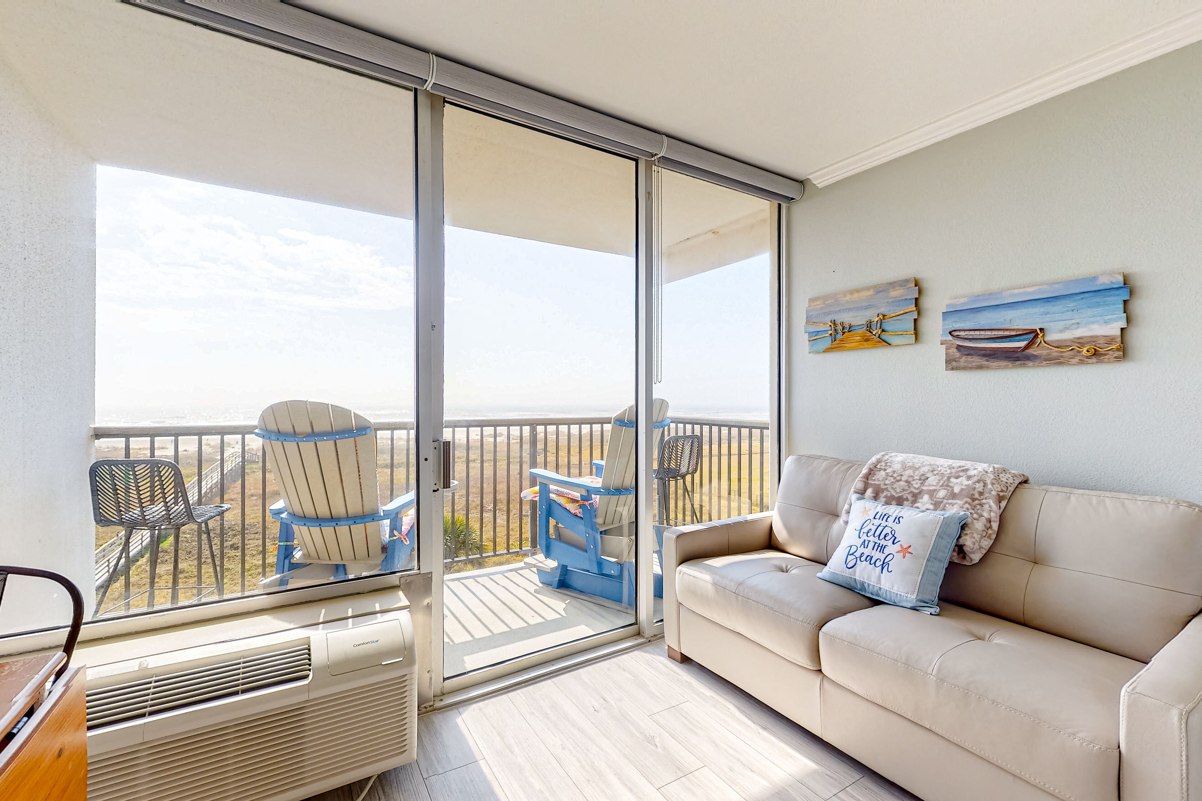 Beachfront condo with fast WiFi, balcony, onsite pool, tennis, & beach access