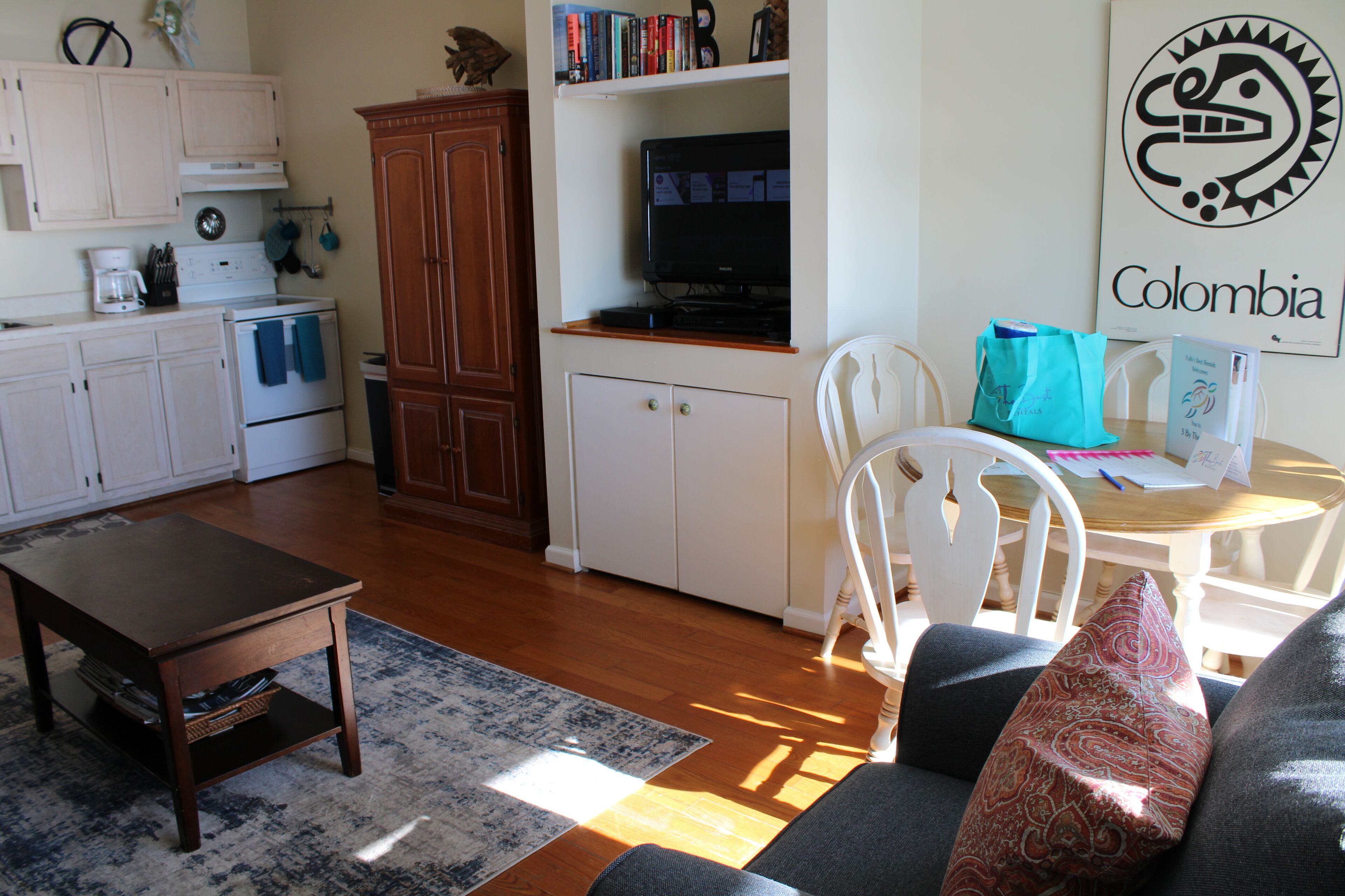 3 by the Sea ~ Oceanfront Top Floor Condo w/ Amazing Views