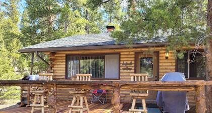 Yellowstone Base Camp- Cabin located on the Chief Joseph Highway