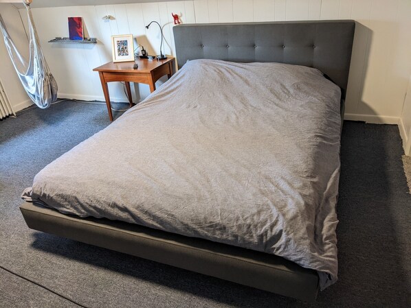 3 habitaciones, escritorio, wifi gratis y ropa de cama 