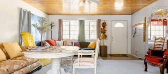 Blue Charmer Themed Cabin with Indoor Fireplace